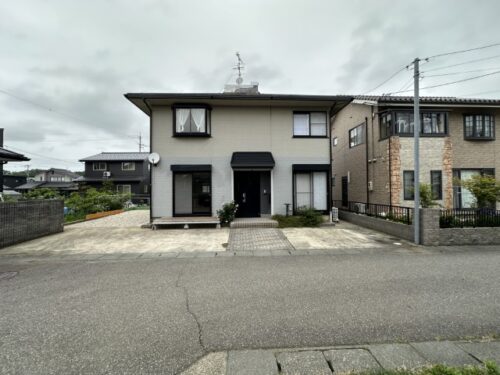 小松市下粟津町 貸家