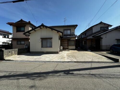小松市蛭川町 貸家